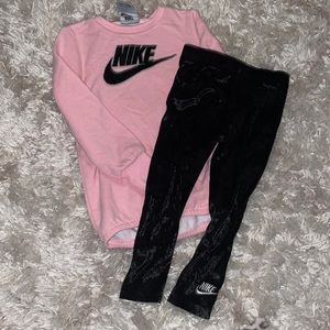 Toddler Girls Nike Outfit